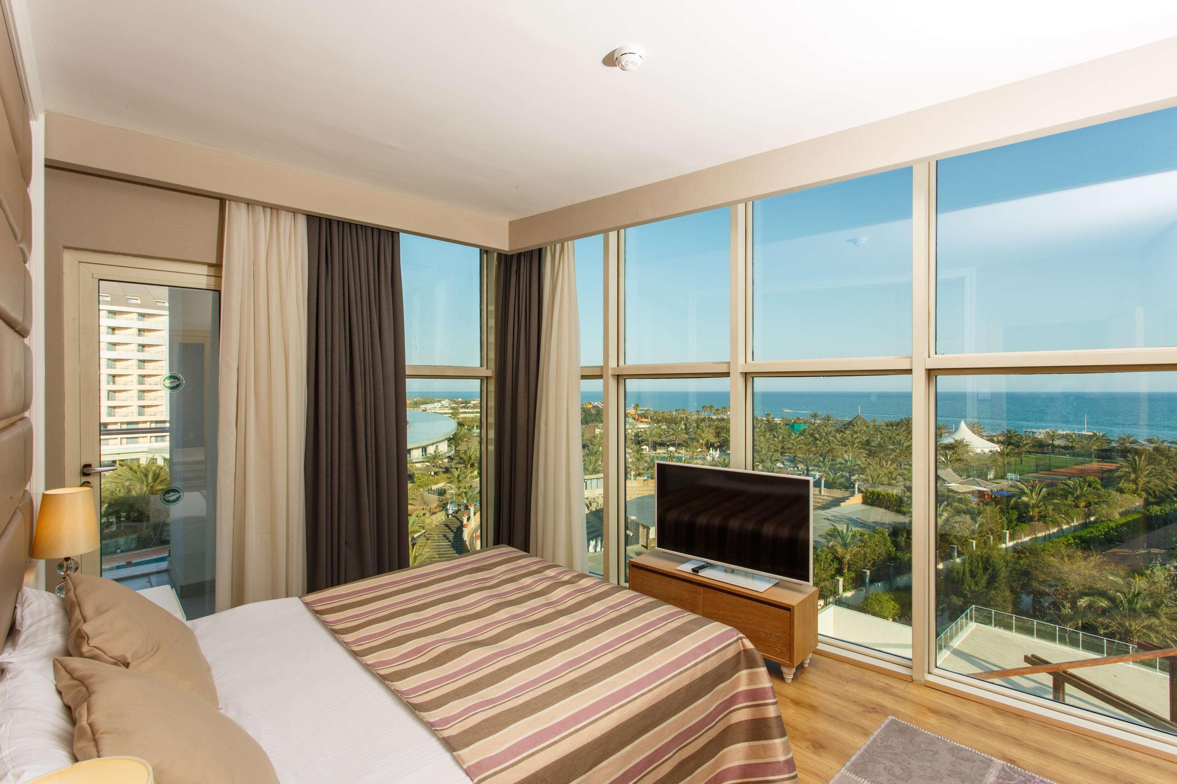 Complex Sherwood Exclusive Lara Antalya